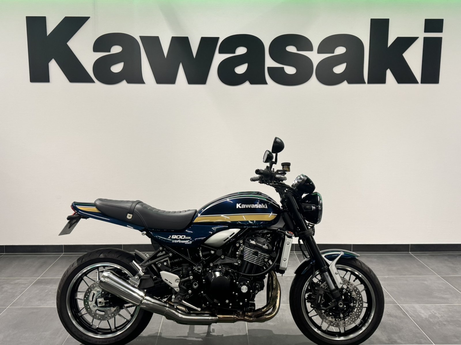 Kawasaki Z900RS