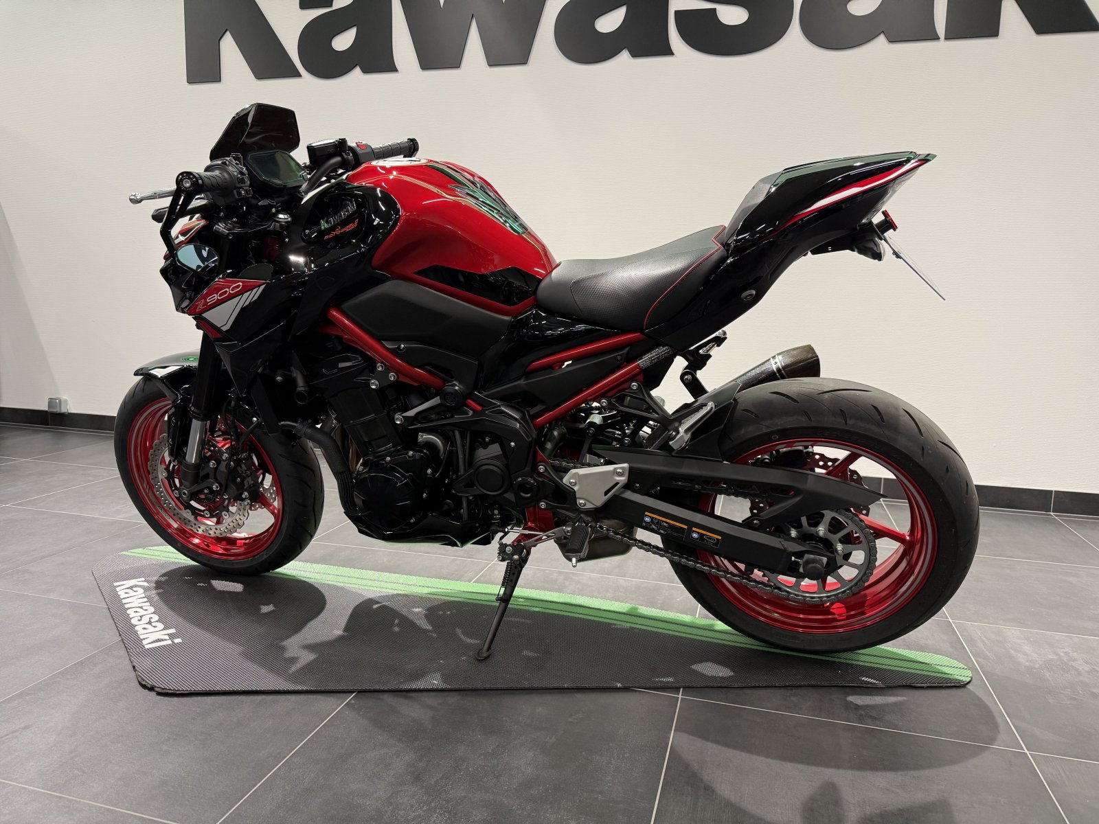 Kawasaki Z900 Performance